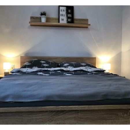 Apartament Przy Ratuszu Rzeszow Bagian luar foto