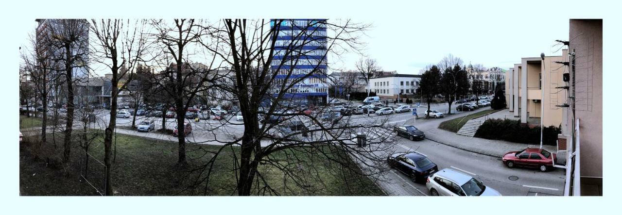 Apartament Przy Ratuszu Rzeszow Bagian luar foto