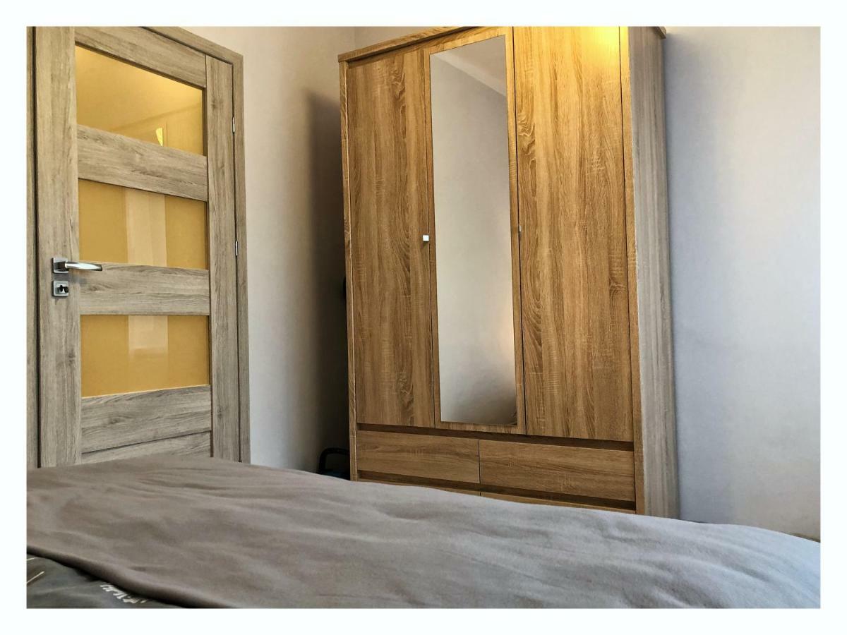 Apartament Przy Ratuszu Rzeszow Bagian luar foto