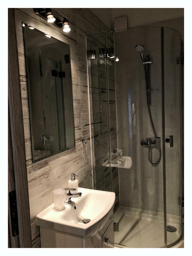 Apartament Przy Ratuszu Rzeszow Bagian luar foto